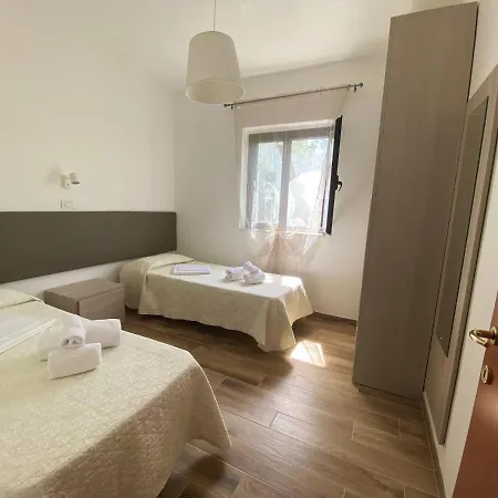 Charming In With Shared Pool And Garden Apartamento Vieste