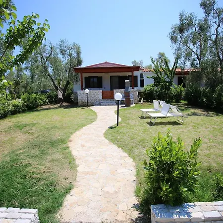 Appartement Charming In With Shared Pool And Garden Vieste