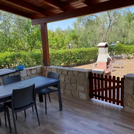 Charming In With Shared Pool And Garden * Vieste
