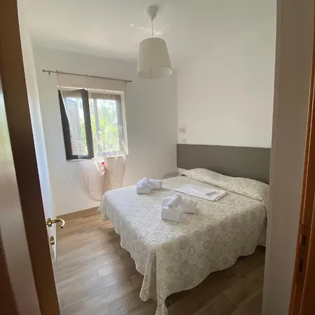 Apartment Charming In With Shared Pool And Garden *